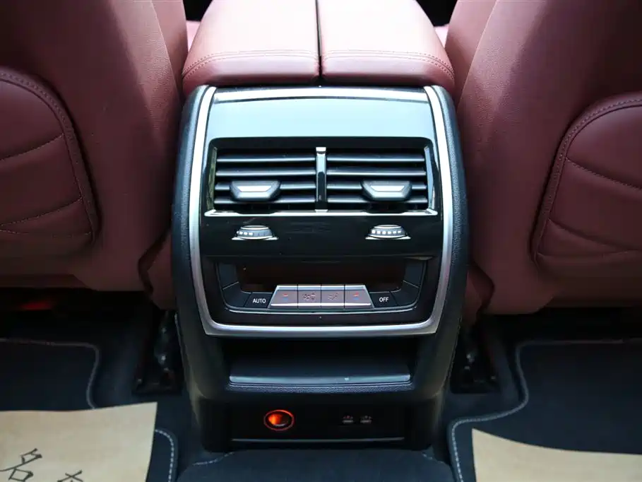 BMW X5 2022 facelift xDrive 40Li M sports package купить на сайте DeffCars