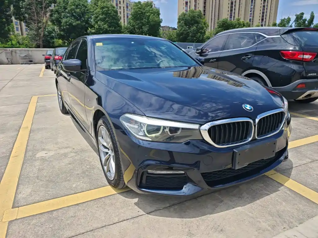 BMW 5 Series 2018 525Li M Sports Package купить на сайте DeffCars