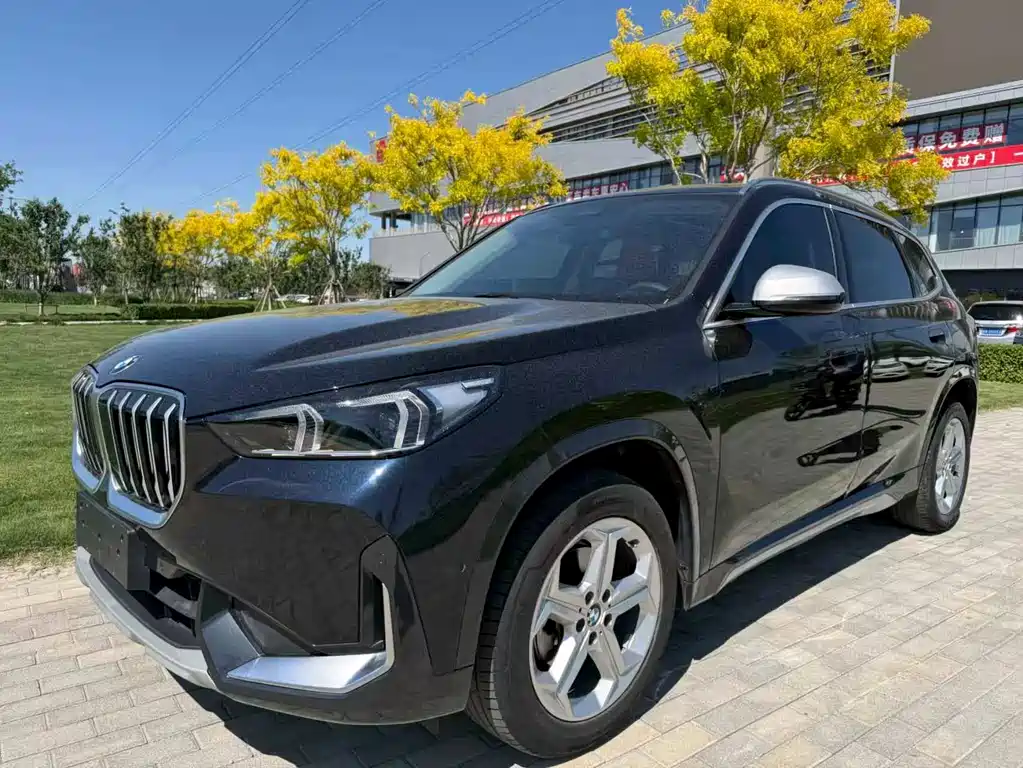 BMW X1 2023 sDrive20Li X Design Package купить на сайте DeffCars