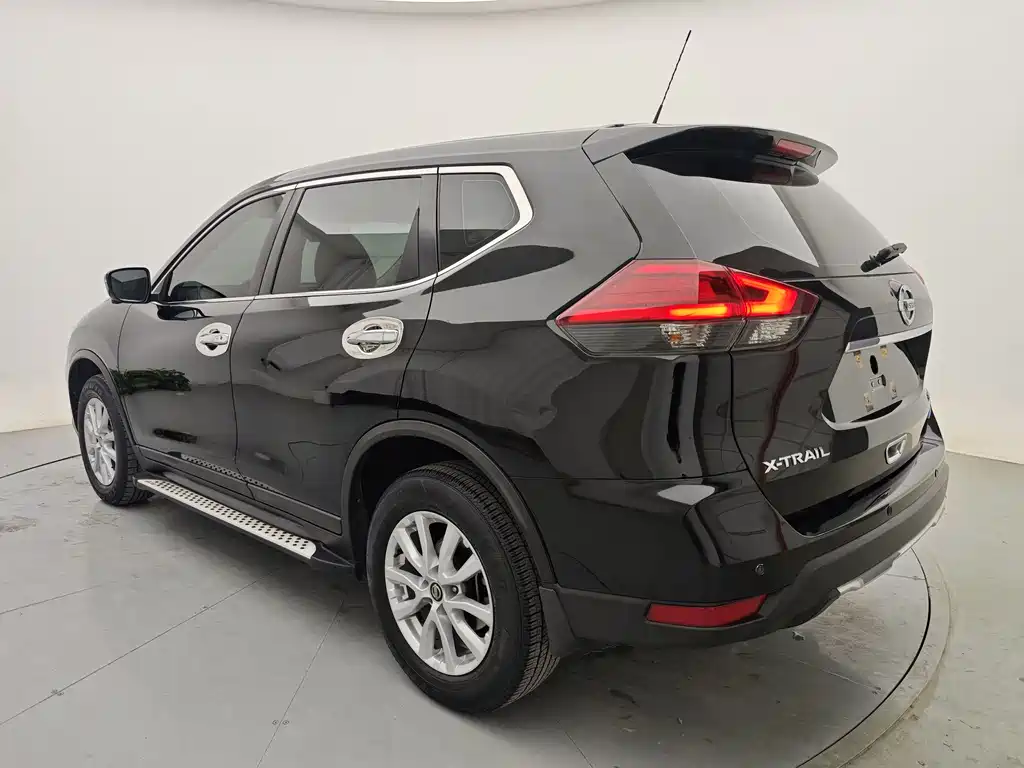 X-Trail 2017 2.0L CVT Comfort Edition 2WD купить на сайте DeffCars