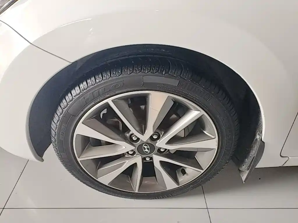 Langdong 2015 1.6L automatic premium model купить на сайте DeffCars