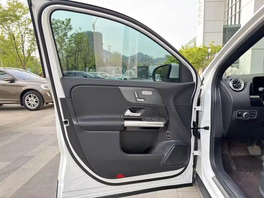 Mercedes-Benz GLA 2024 GLA 220 купить на сайте DeffCars