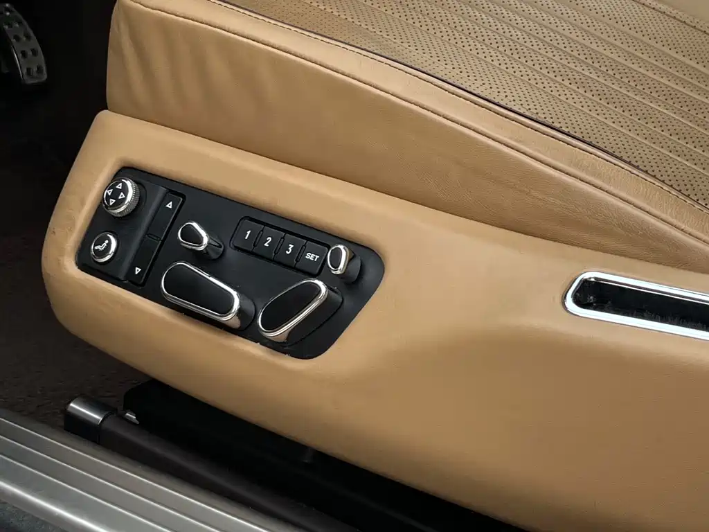 Flying Spur 2017 4.0T V8 S Standard Edition купить на сайте DeffCars