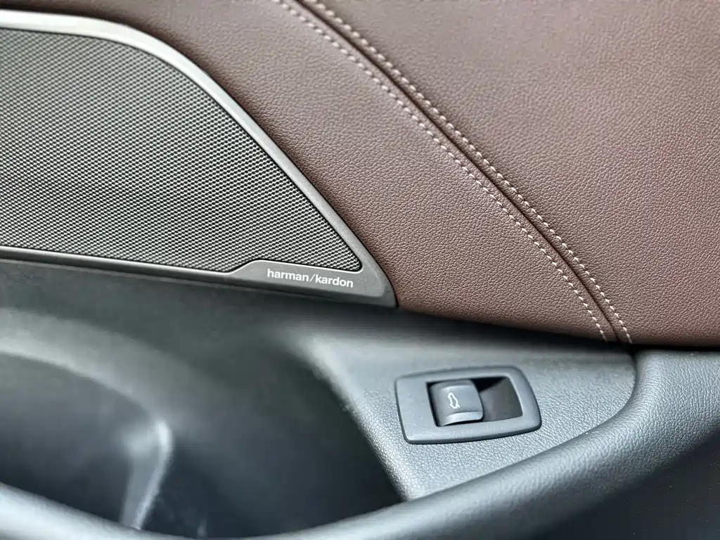 BMW 5 Series 2022 facelift 2 530Li leading model luxury package купить на сайте DeffCars