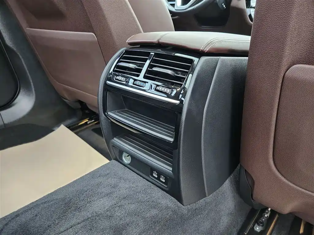 BMW 5 Series 2020 530Li Leading Luxury Package купить на сайте DeffCars