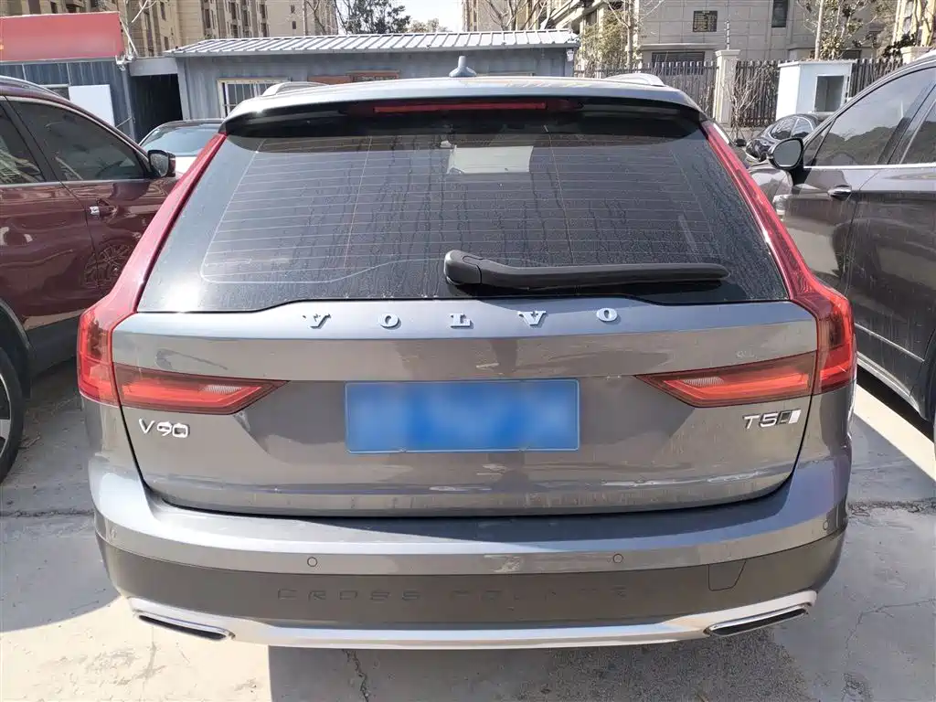 Volvo V90 2020 facelift Cross Country T5 AWD Zhiyuan Edition купить на сайте DeffCars