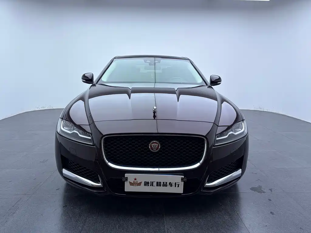 Jaguar XFL 2018 XFL 2.0T 250PS Deluxe Edition купить на сайте DeffCars