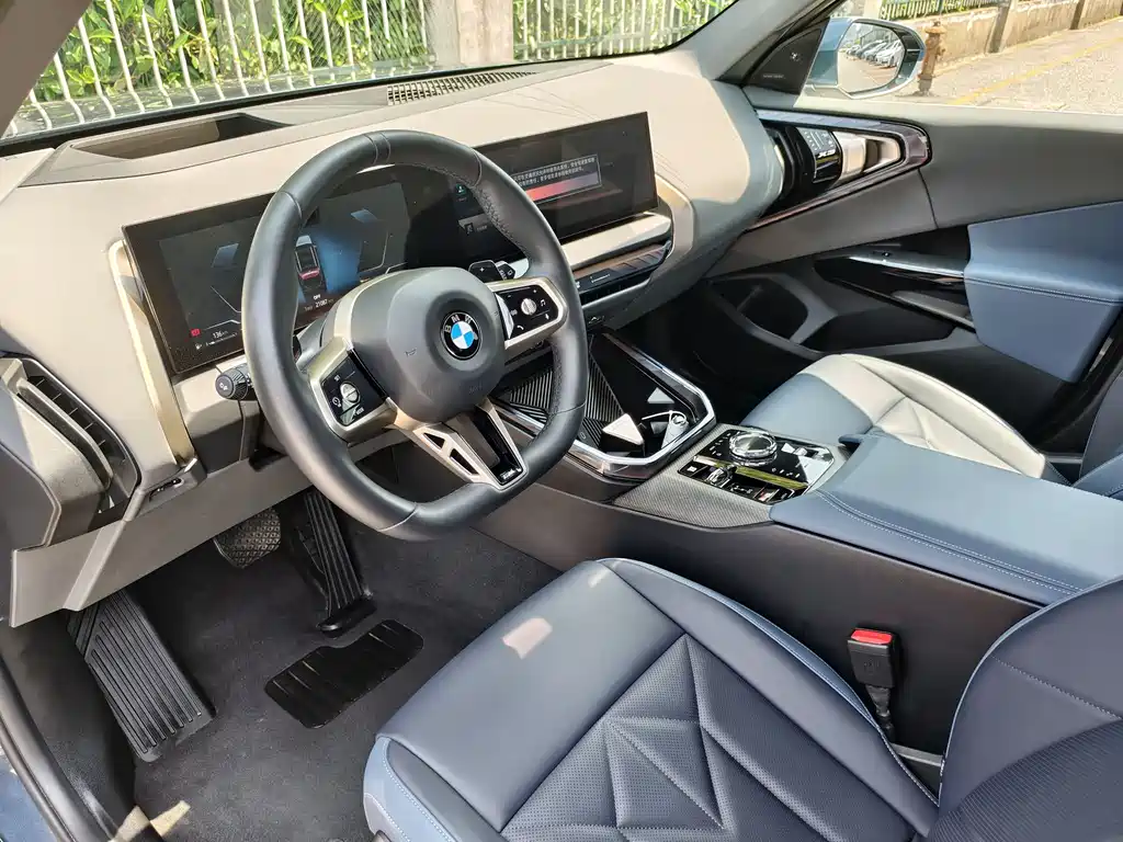 BMW X3 2025 xDrive30L Exclusive M Sports Package купить на сайте DeffCars
