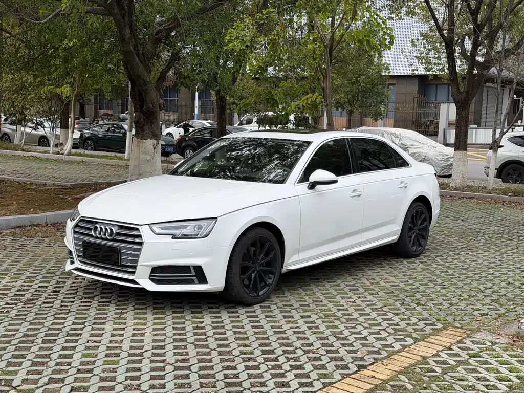 Audi A4L 2017 40 TFSI Fashion Type купить на сайте DeffCars