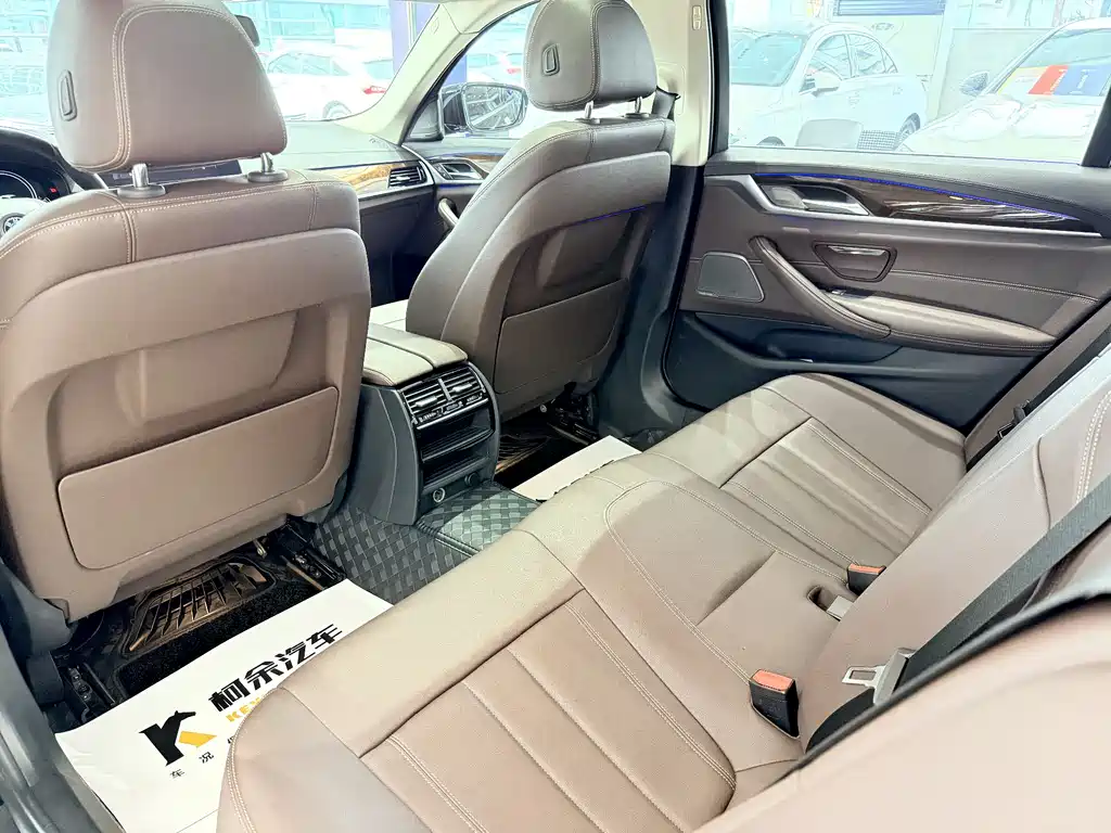 BMW 5 Series 2018 525Li Luxury Package купить на сайте DeffCars