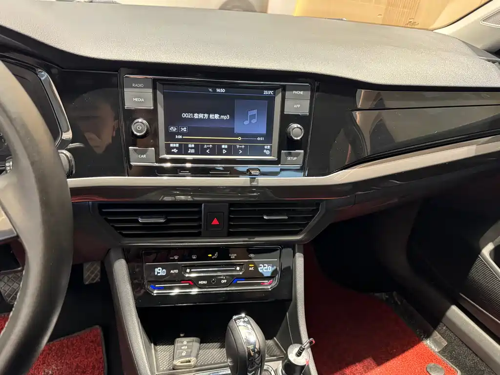 Bora 2020 280TSI DSG Elite купить на сайте DeffCars