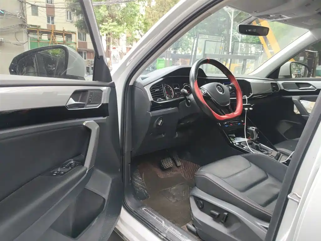 Tanyue 2020 330TSI two-wheel drive luxury intelligent version купить на сайте DeffCars
