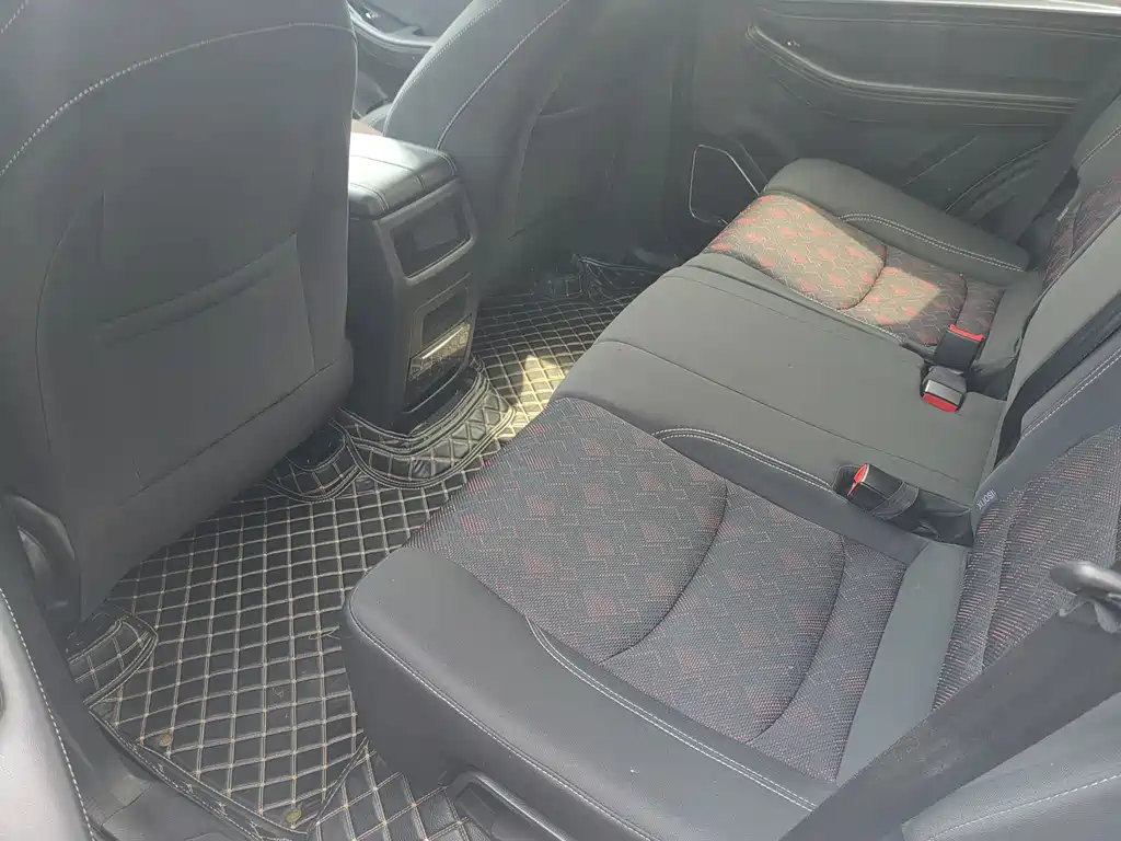 Jietu X70 2020 1.5T manual smooth version 5 seats купить на сайте DeffCars