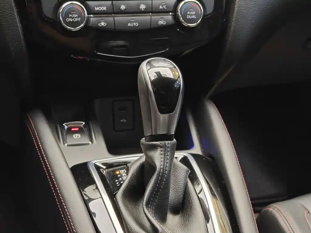 Qashqai 2021 2.0L CVT Smart Edition купить на сайте DeffCars
