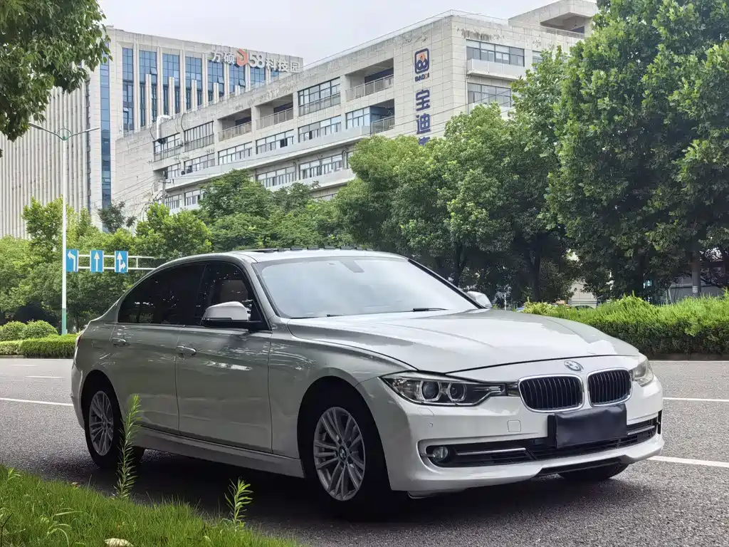 BMW 3 Series 2013 320Li Fashion Model купить на сайте DeffCars