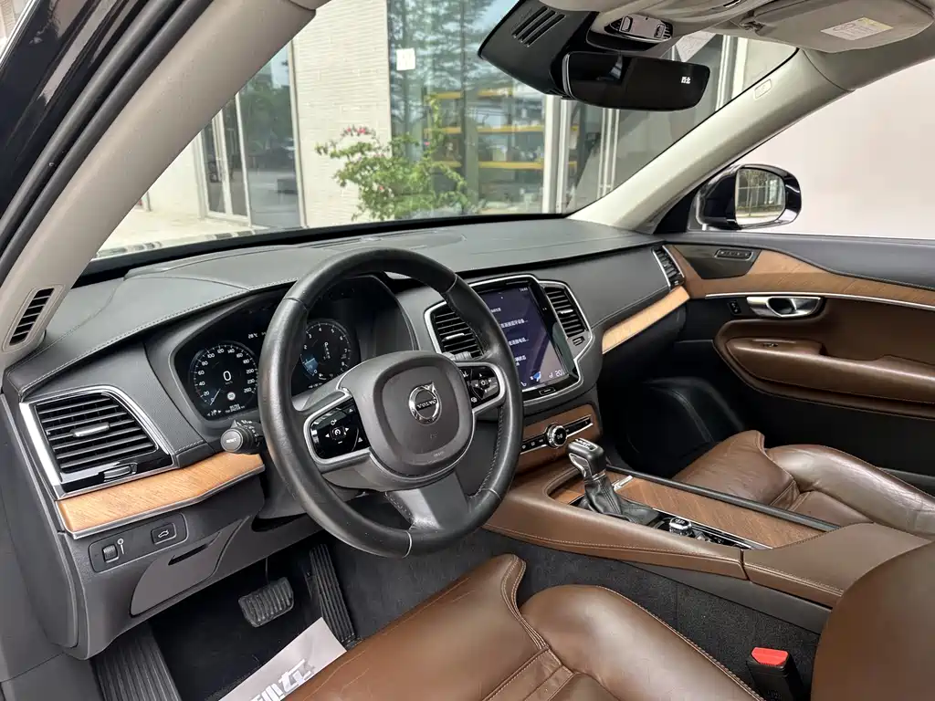 Volvo XC90 2019 T6 Zhiya Edition 7 seats National V купить на сайте DeffCars