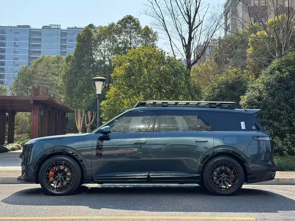 Lynk & Co 900 2025 2.0T Discovery Edition купить на сайте DeffCars