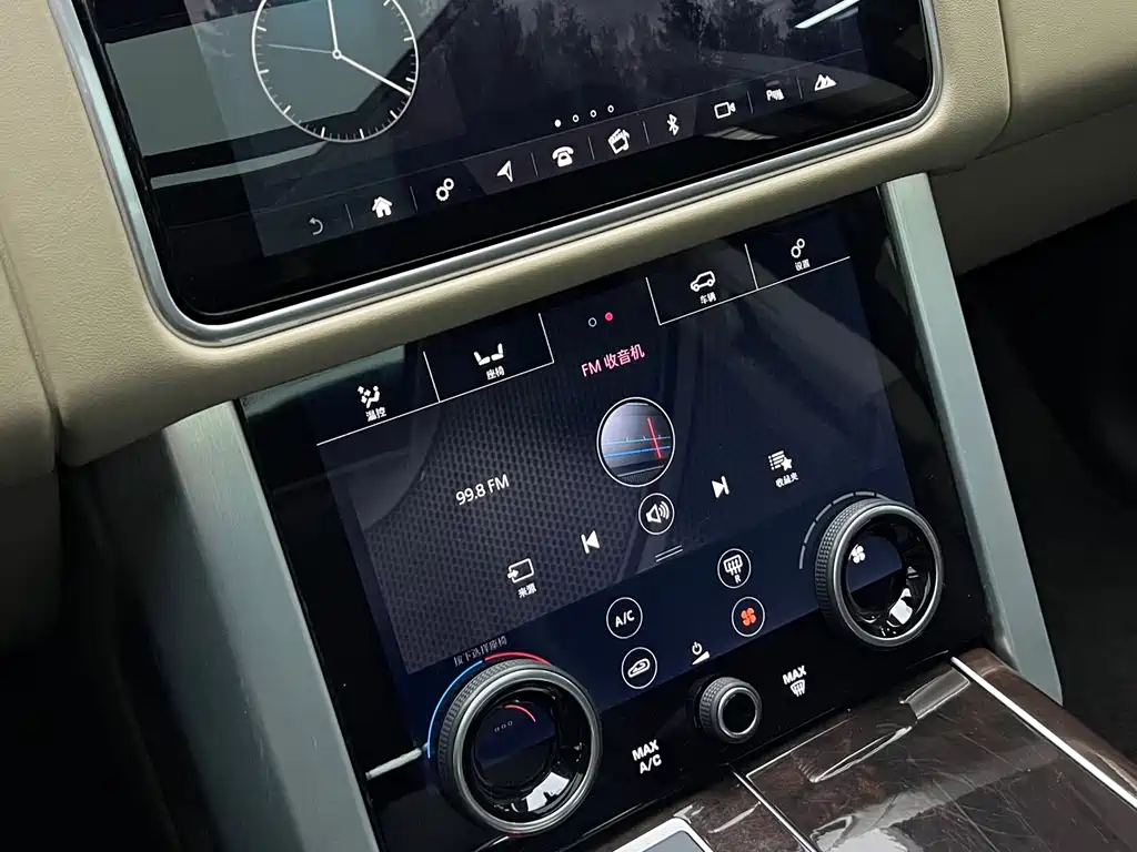 Range Rover 2021 3.0 L6 Legend Extended Classic Edition купить на сайте DeffCars