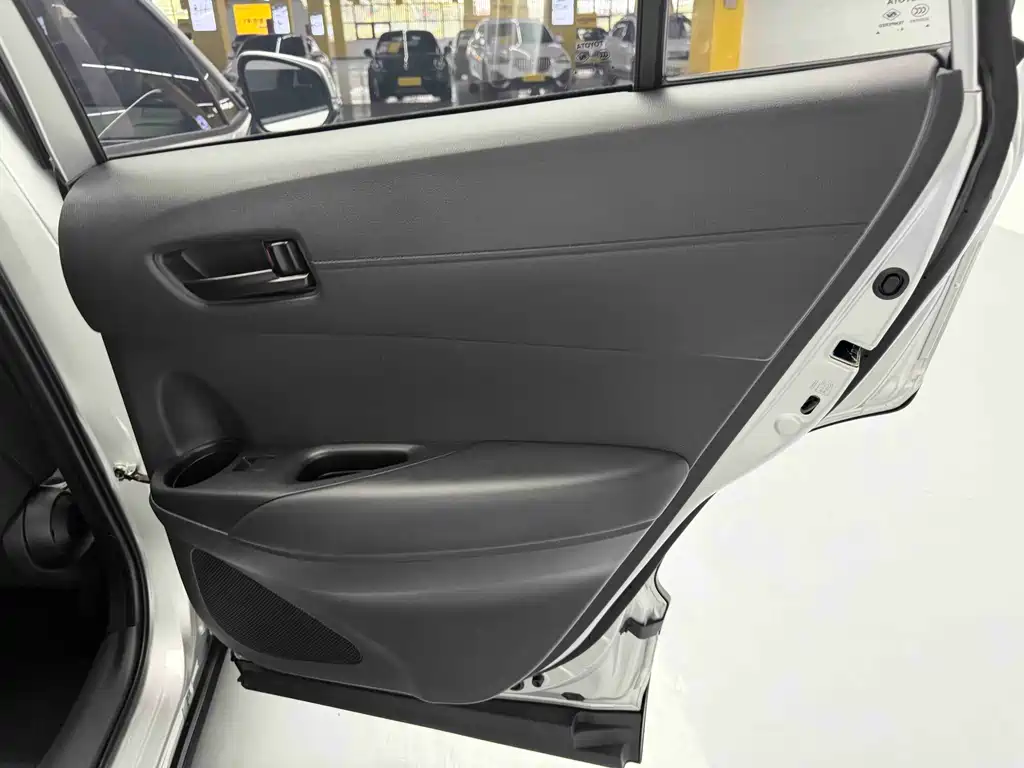 Fenglanda 2024 2.0L Intelligent Electric Hybrid Dual Engine Leading Edition купить на сайте DeffCars