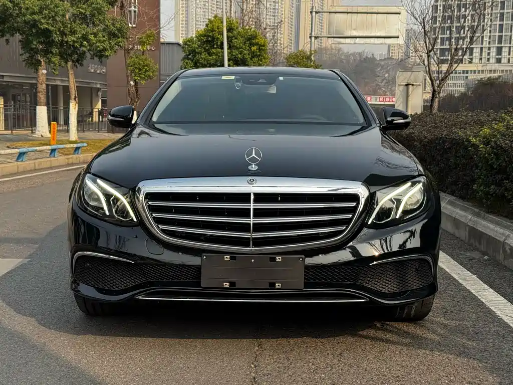 Mercedes-Benz E-Class 2016 E 200 L Sports купить на сайте DeffCars