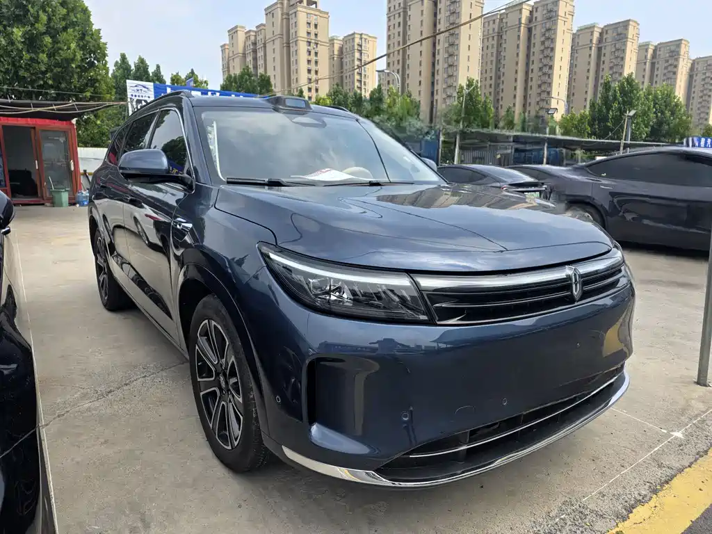 Aito M7 2024 1.5T 4WD Ultra Edition 6-seater купить на сайте DeffCars