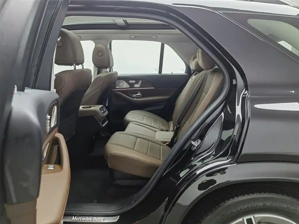 Mercedes-Benz GLE 2024 GLE 450 4MATIC Fashion Model купить на сайте DeffCars