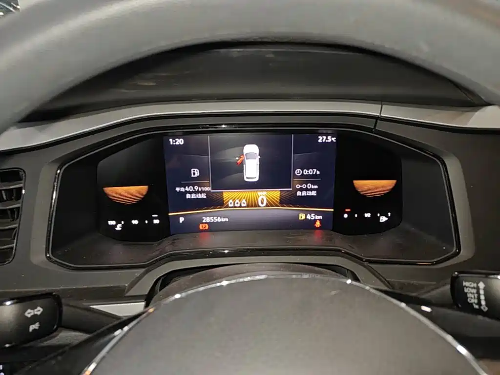 Polo 2023 facelift Plus 1.5L automatic indulgence version купить на сайте DeffCars