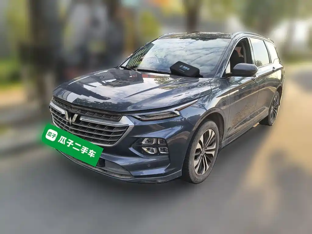 Wuling Capgemini 2020 1.5T CVT flagship model купить на сайте DeffCars