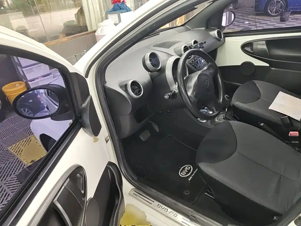 BYD F0 2013 1.0L AMT Xuanku type купить на сайте DeffCars