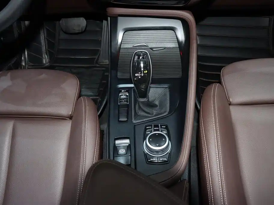 BMW X1 2021 facelift sDrive25Li leading model купить на сайте DeffCars