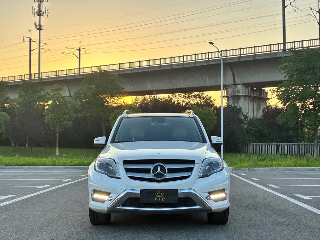 Mercedes-Benz GLK-Class 2015 GLK 300 4MATIC Fashion Extreme Edition купить на сайте DeffCars