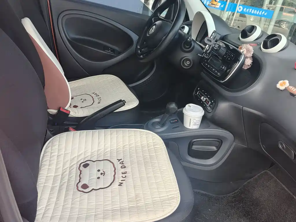 smart forfour 2016 1.0L 52kW smart version купить на сайте DeffCars