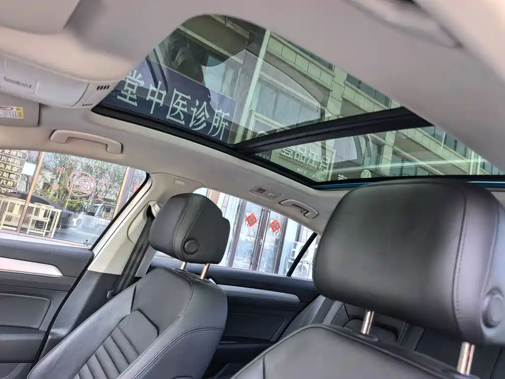 Magotan 2017 330TSI DSG leading model купить на сайте DeffCars