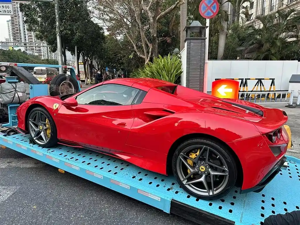 Ferrari F8 2020 Spider 3.9T V8 купить на сайте DeffCars