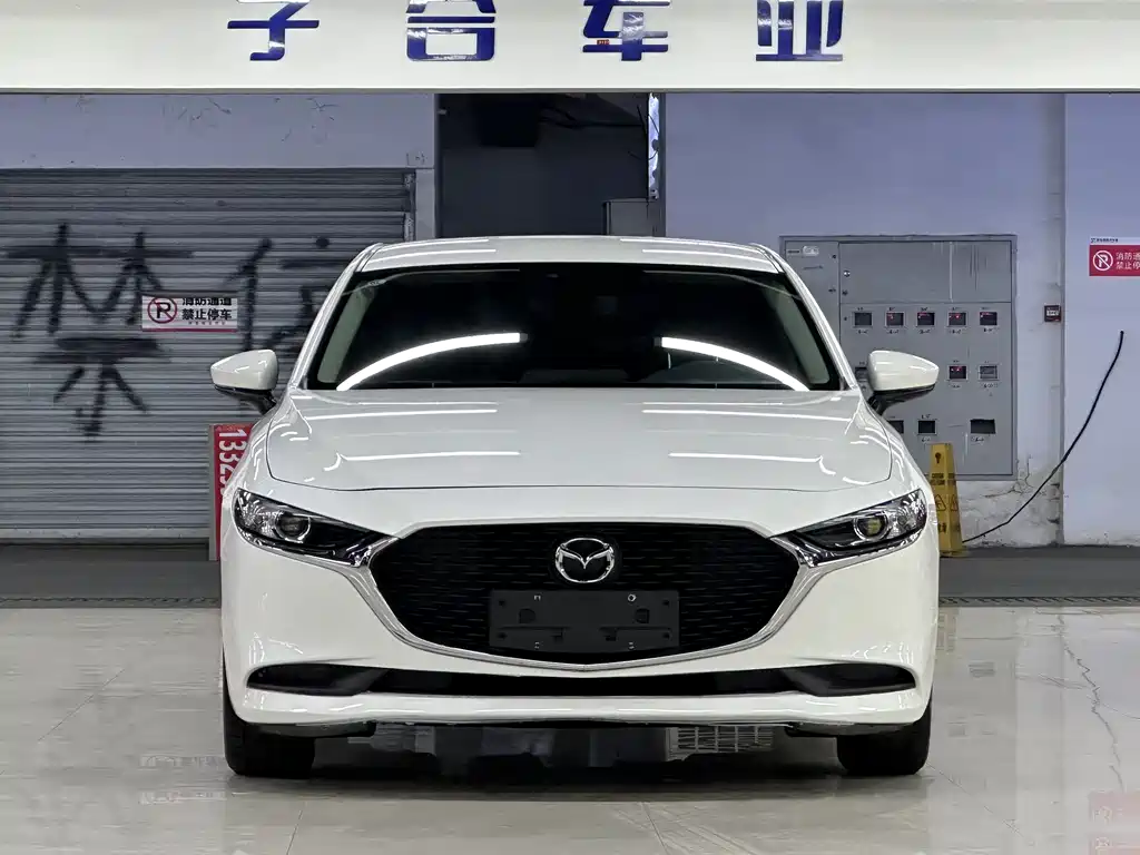 Mazda3 Angkesela 2021 2.0L automatic quality version купить на сайте DeffCars