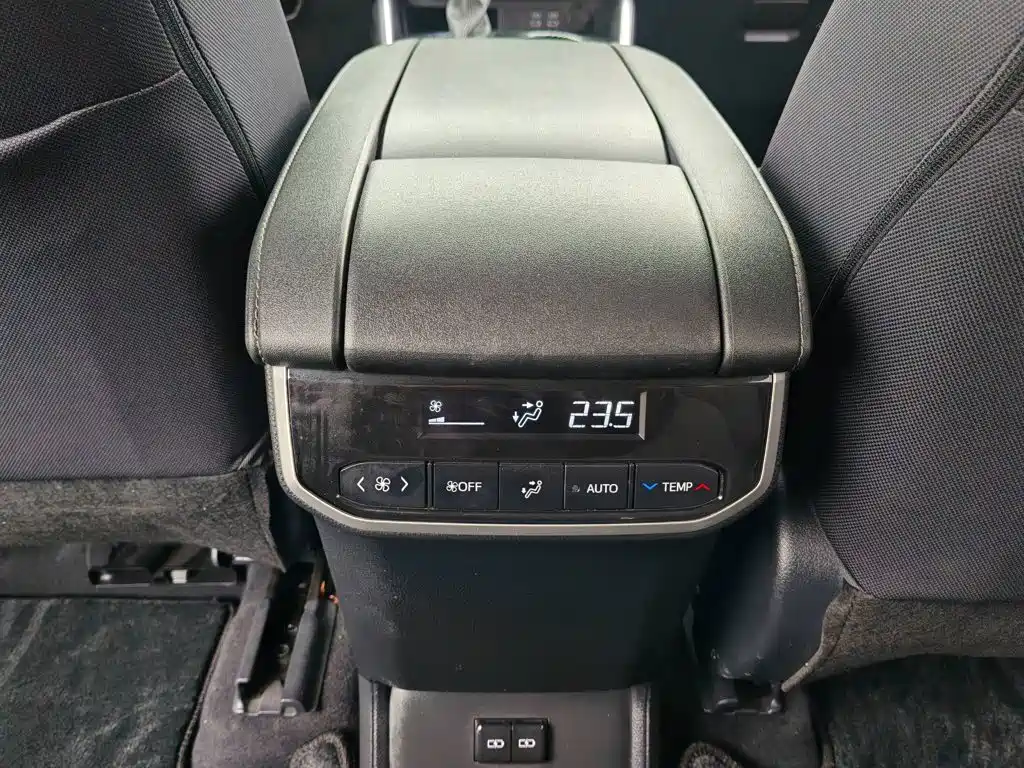 Highlander 2023 2.5L smart electric hybrid dual-engine two-wheel drive elite version 5 seats купить на сайте DeffCars