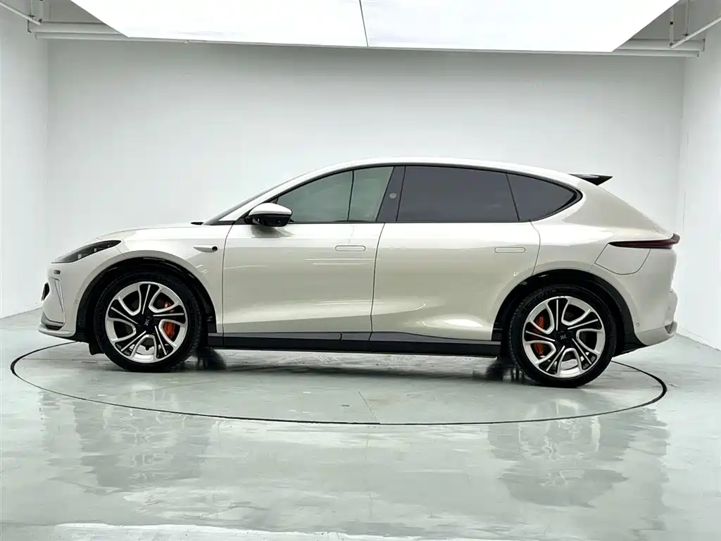 Zhiji LS7 2023 90kWh Elite rear-wheel drive version купить на сайте DeffCars