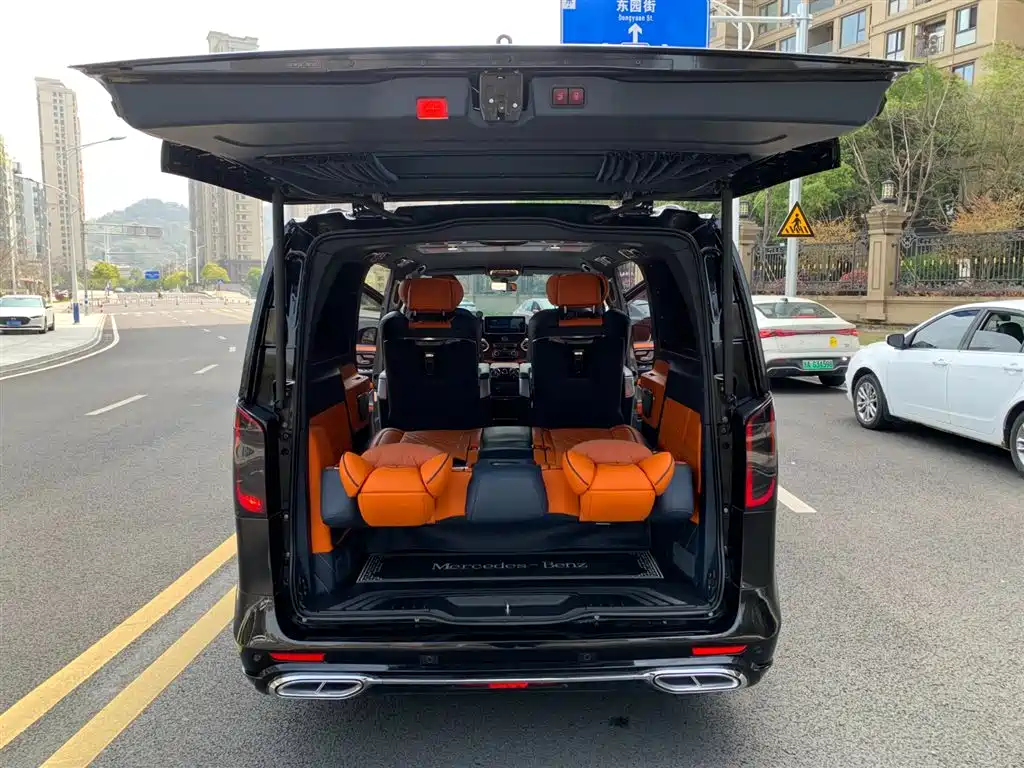 Vito 2023 2.0T Business Edition 7 seats купить на сайте DeffCars