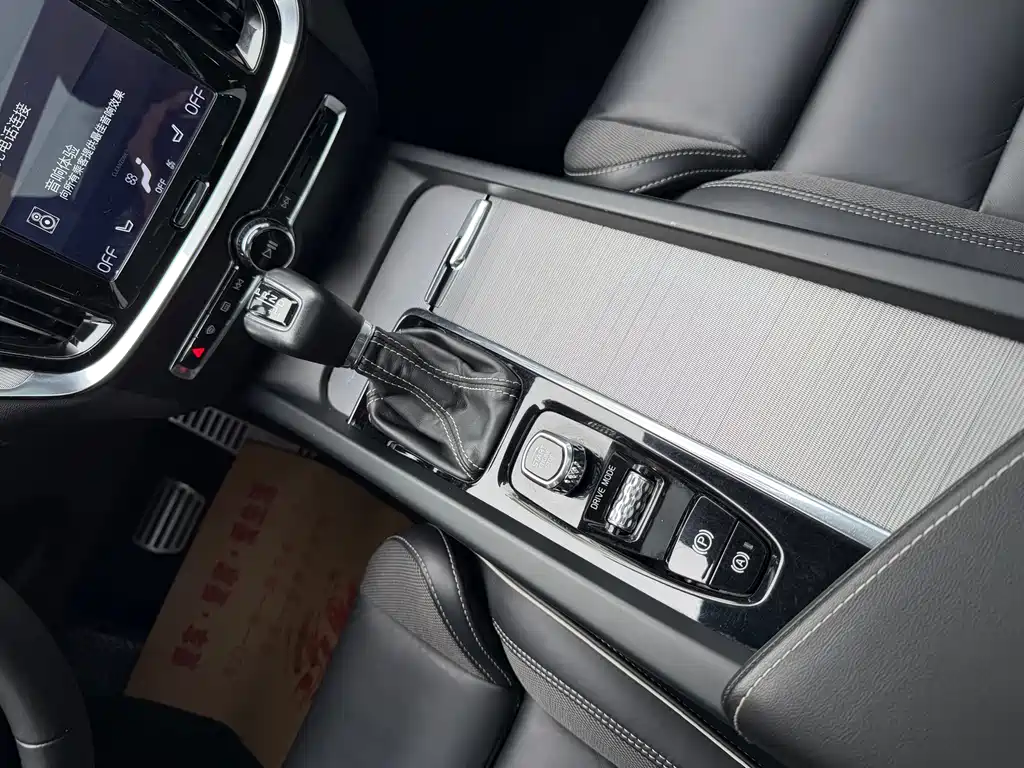 Volvo S60 2020 T5 Zhiya Sports Edition купить на сайте DeffCars
