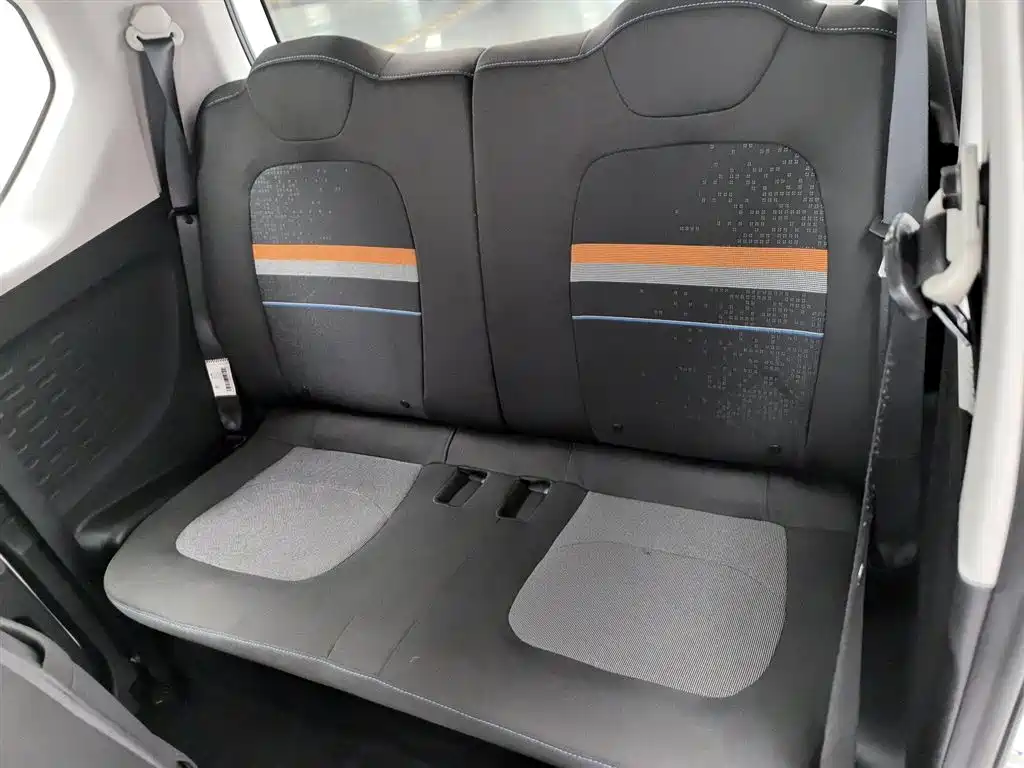 Hongguang MINIEV 2020 Free Model Lithium Iron Phosphate купить на сайте DeffCars