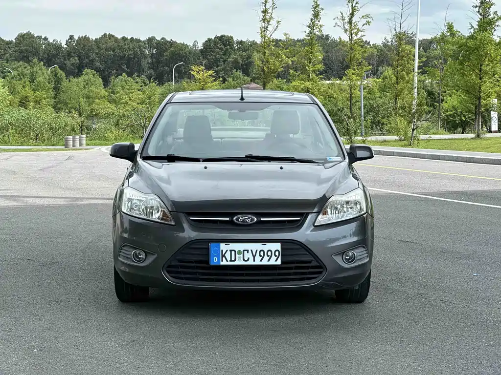 Focus 2013 sedan classic 1.8L automatic fashion model купить на сайте DeffCars