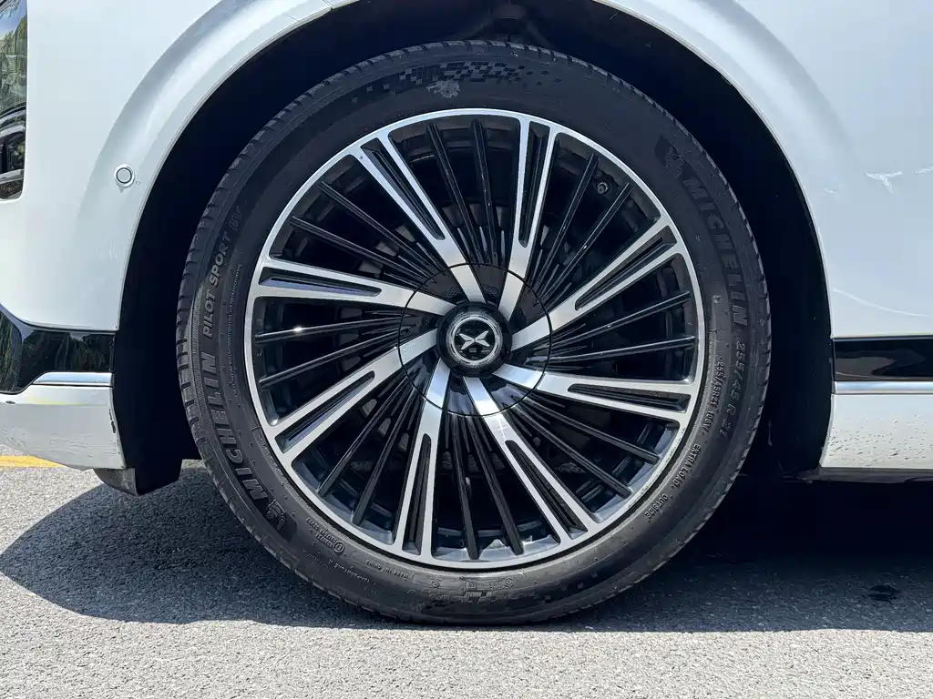 Xpeng G9 2022 650 Performance Edition Max купить на сайте DeffCars