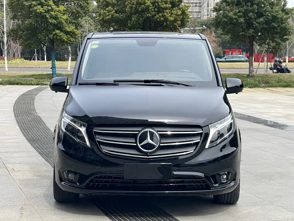 Vito 2021 2.0T Business Edition 7 seats купить на сайте DeffCars