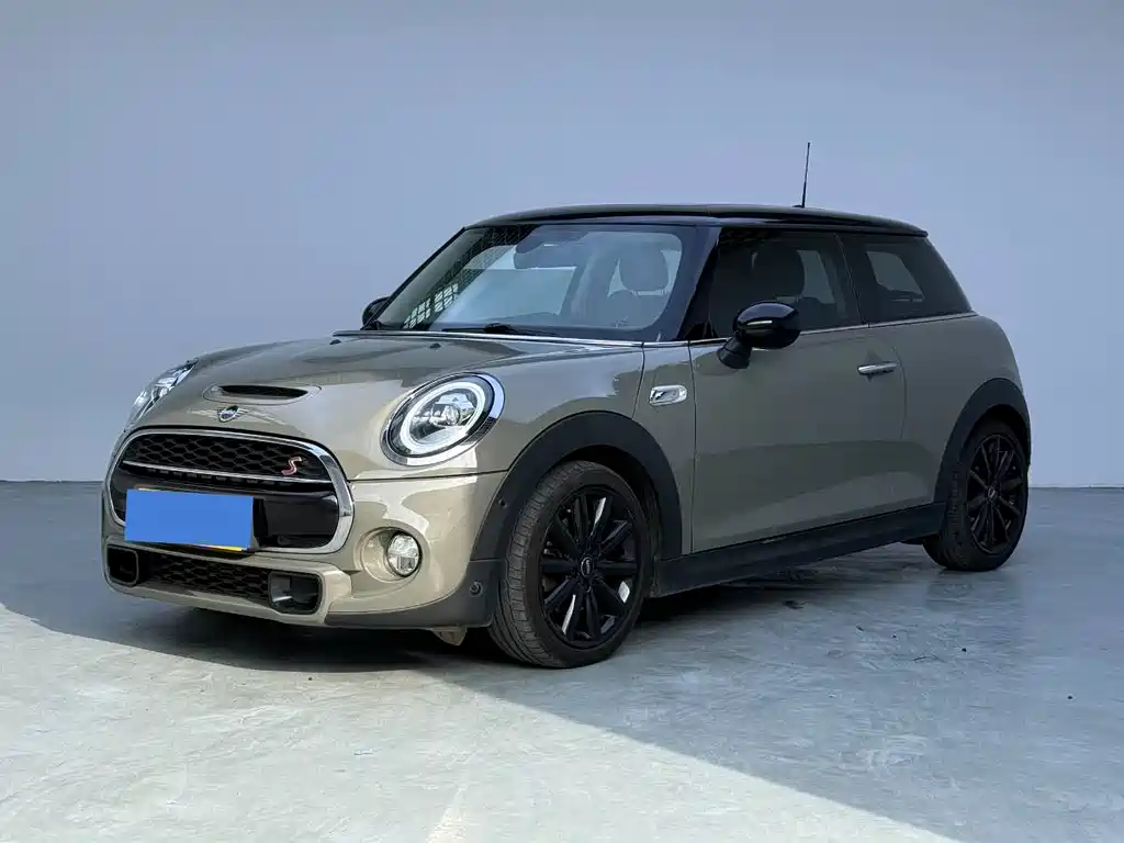 MINI 2019 2.0T COOPER S Classic купить на сайте DeffCars
