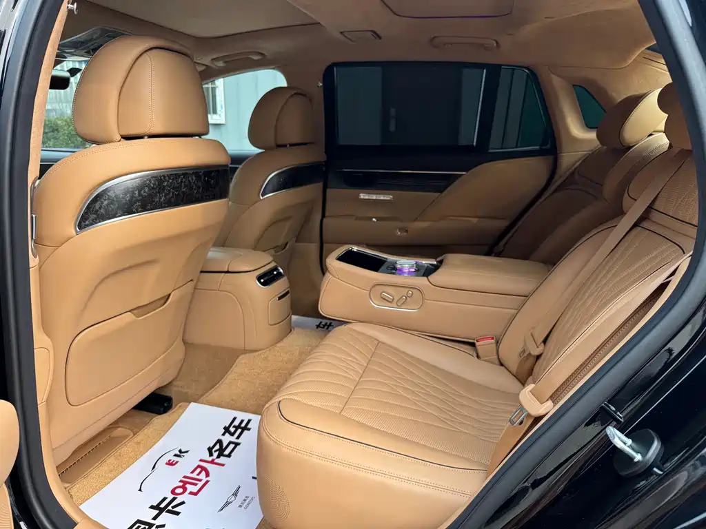 Genesis G90 2023 3.5T Deluxe Edition купить на сайте DeffCars