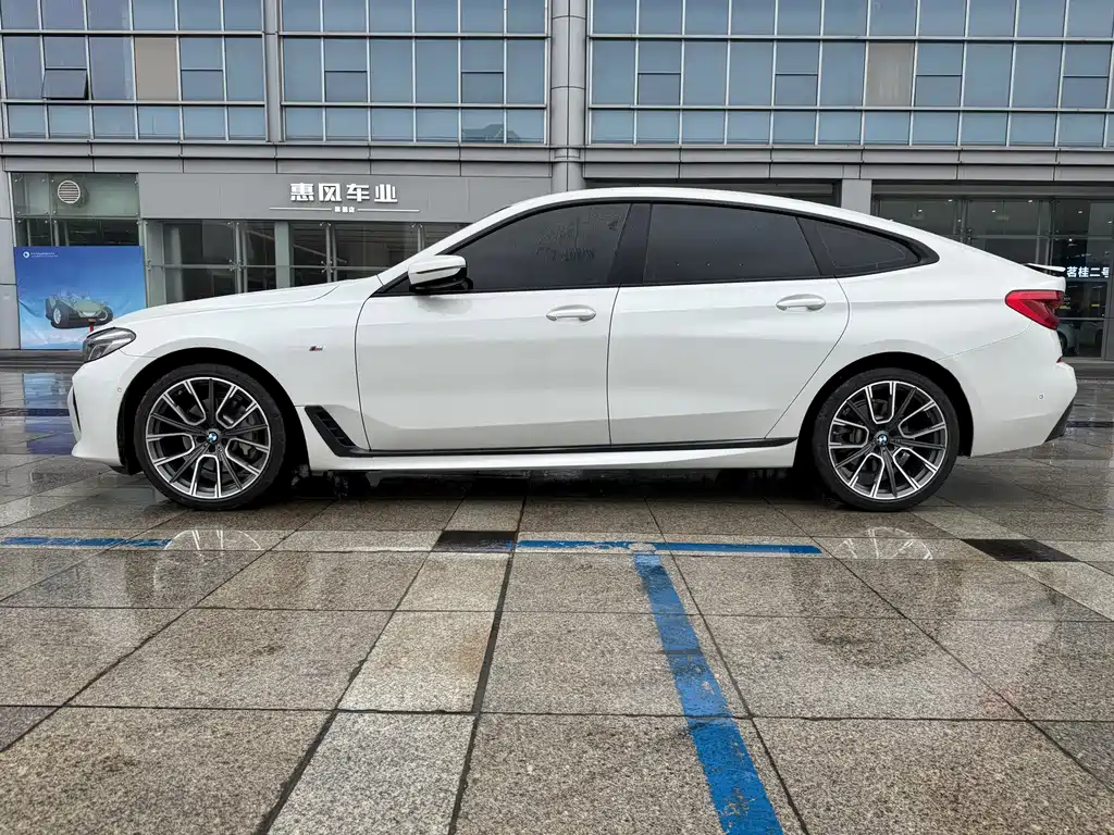 BMW 6 Series GT 2021 630i M Sports Package купить на сайте DeffCars