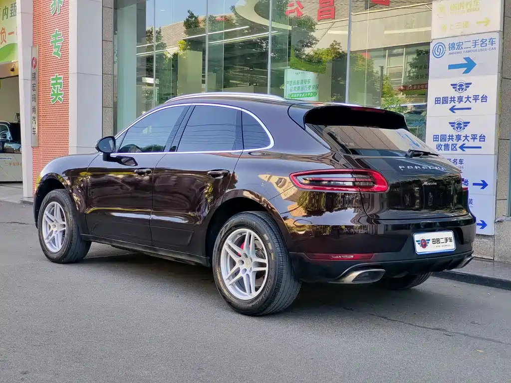 Macan 2017 Macan 2.0T купить на сайте DeffCars