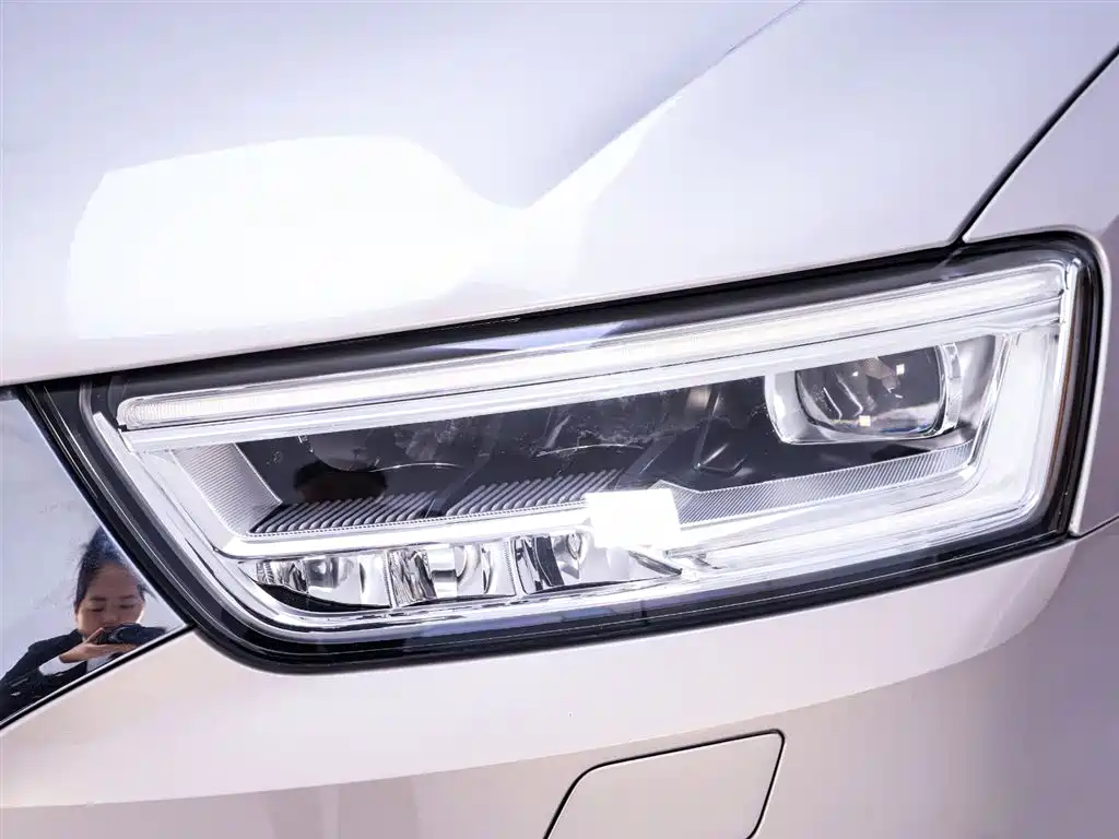 Audi Q3 2018 30th Anniversary Model 30 TFSI Fashion Model купить на сайте DeffCars