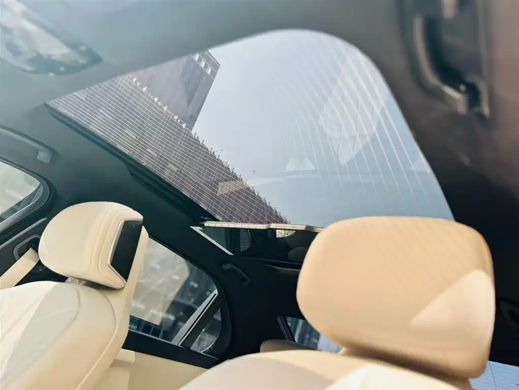 BMW 7 Series 2023 Facelift 740Li Exclusive Luxury Package купить на сайте DeffCars