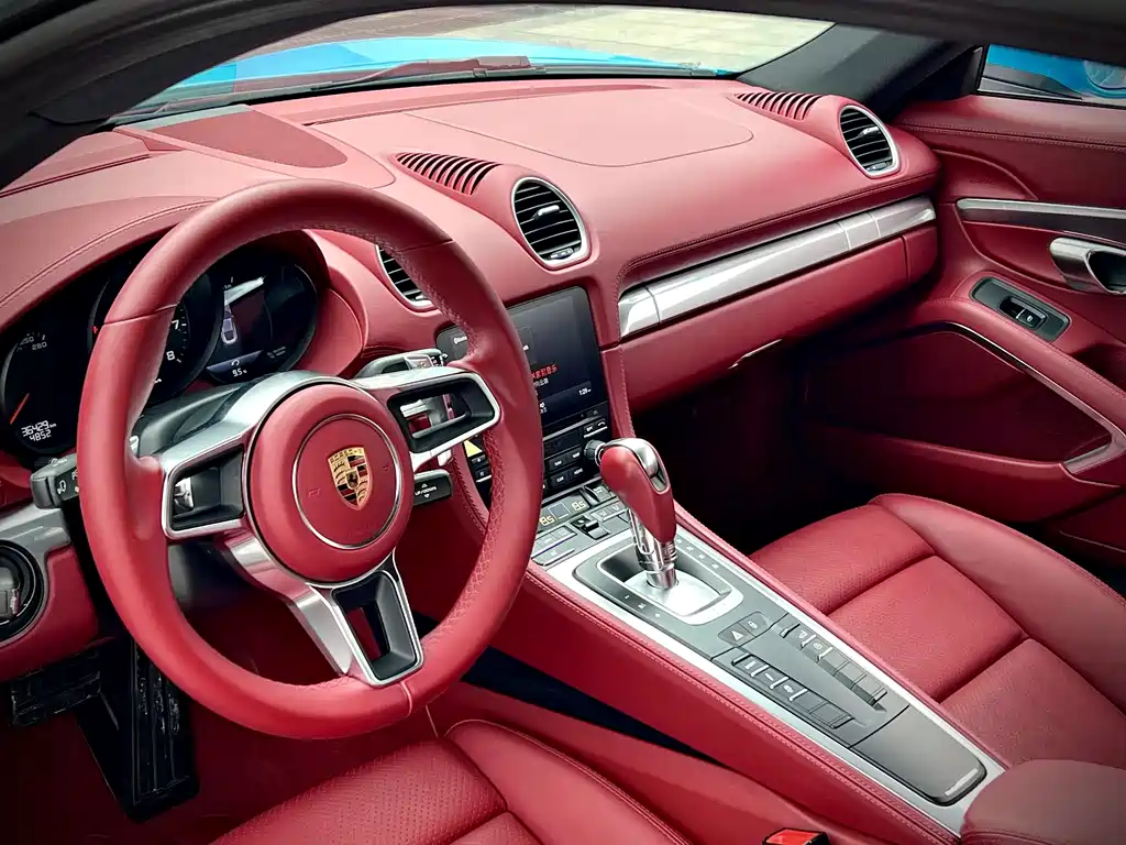 Porsche 718 2018 Cayman 2.0T купить на сайте DeffCars